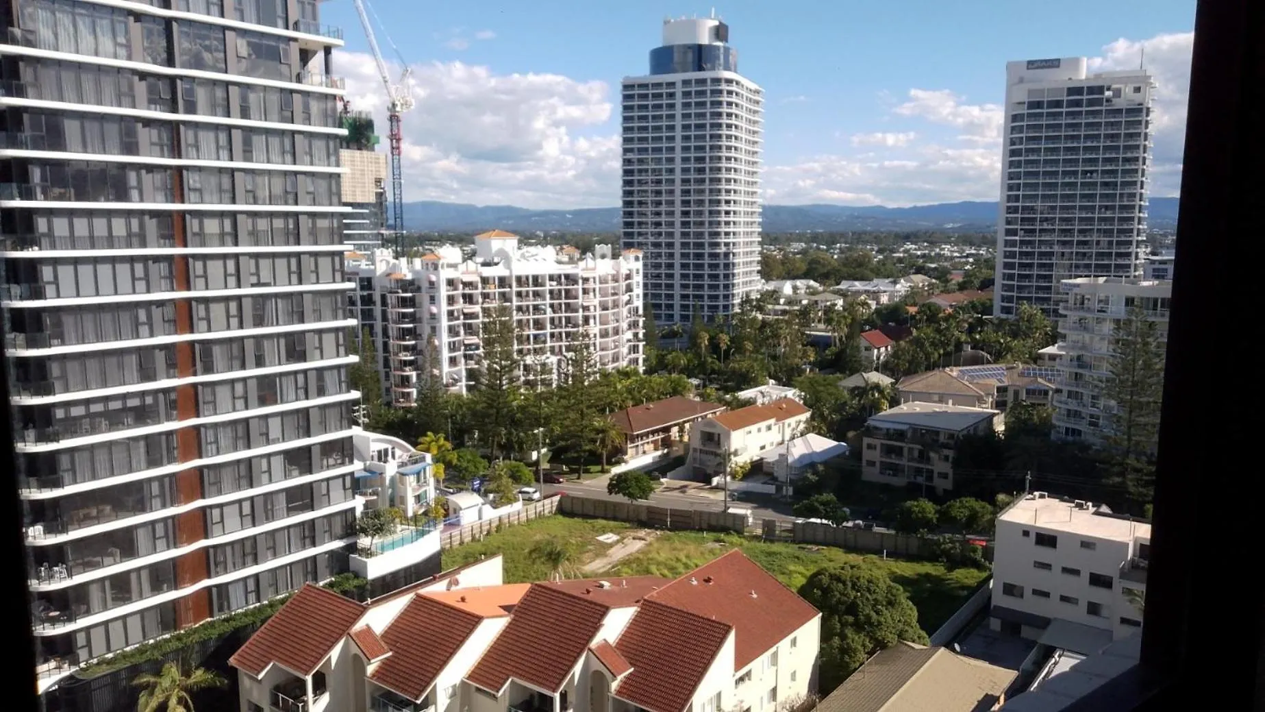 Breakers North Absolute Beachfront Apartments - Official Gold Coast 4*,